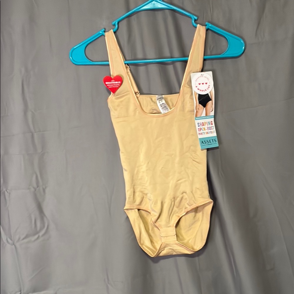 Assets SPANX One Piece Bodysuit - Soft Yellow